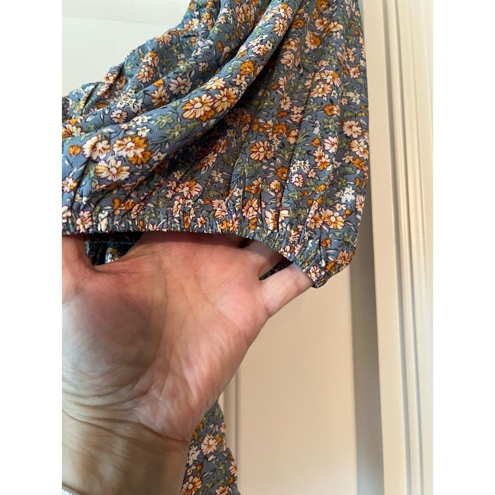 ASTR The Label Blue Ditzy Floral Smocked Back Bodice Boho Crop Top NWT XL #1023 - Picture 5 of 8